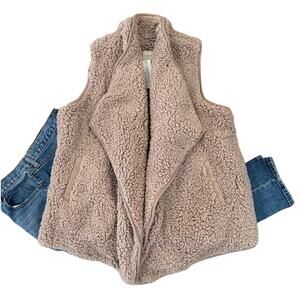 NWT Francesca's Harper Heritage Rose Pink Wubby Open Cardigan Vest